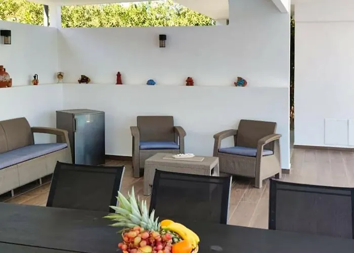 Villa Sea View Ellada, Just 3km From *