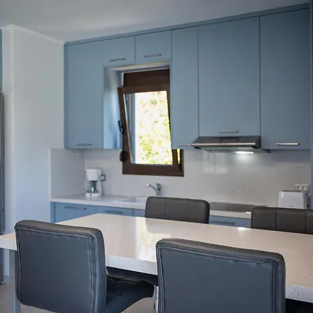 Sea View Ellada, Just 3km From Villa