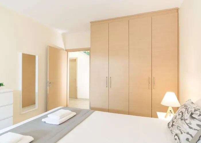 Sea View Ellada, Just 3km From فيلة