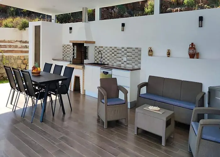 Sea View Ellada, Just 3km From Villa *