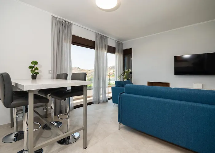 Sea View Ellada, Just 3km From *