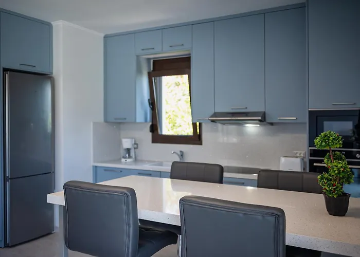 Sea View Ellada, Just 3km From Villa